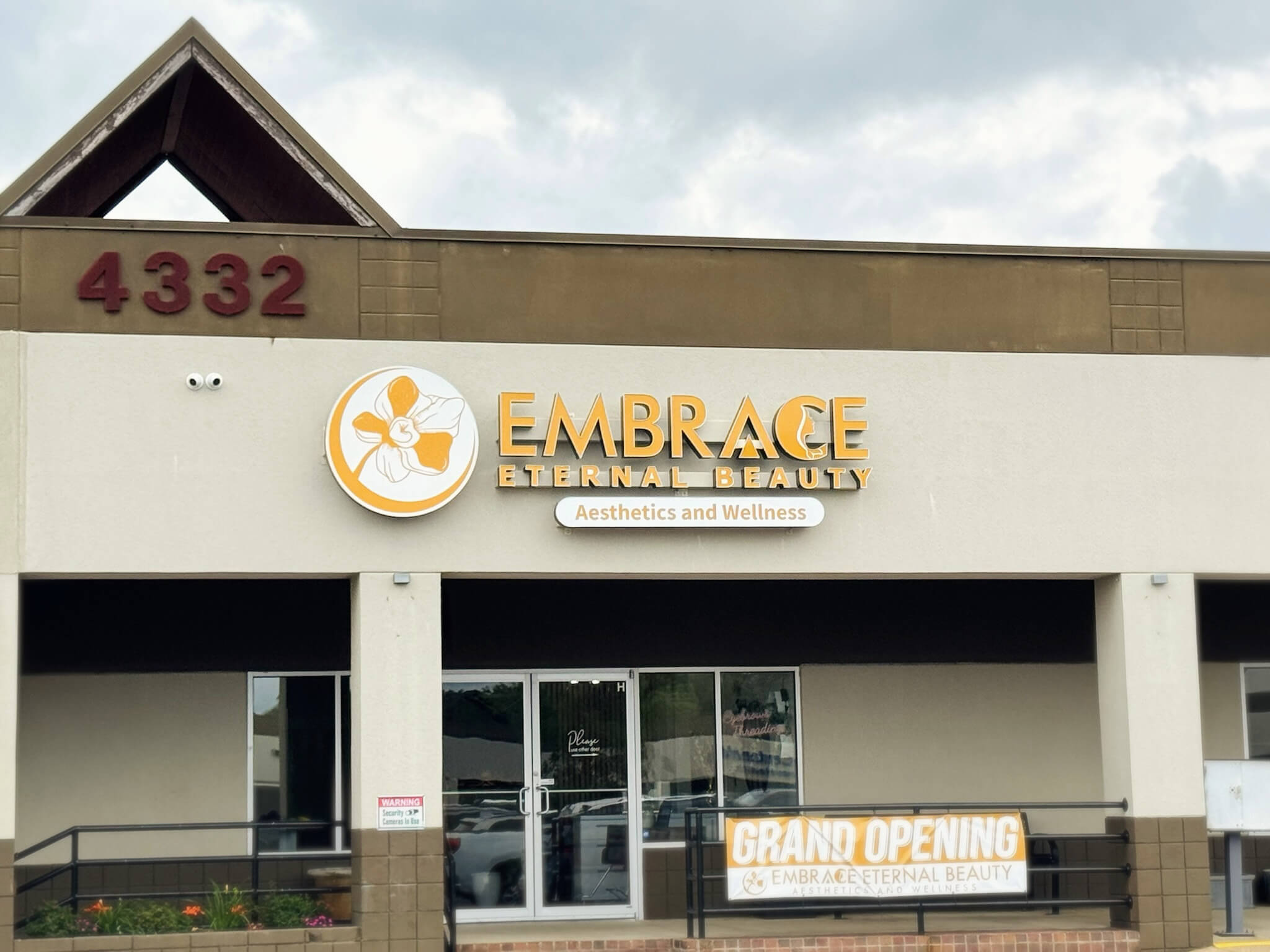 Front of Embrace Eternal Beauty med spa in Hot Springs, AR